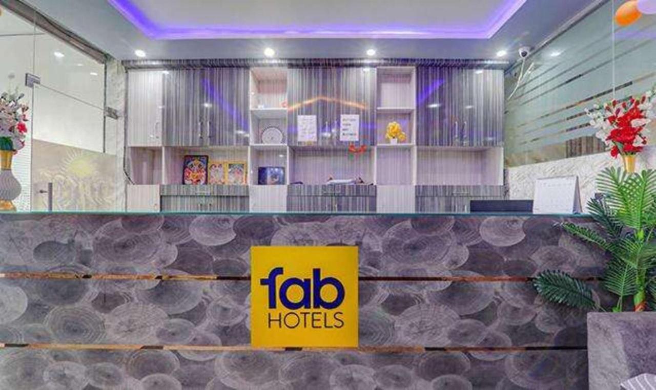 Fabexpress Ss Grand Hotel Banthra Sikandarpur ภายนอก รูปภาพ