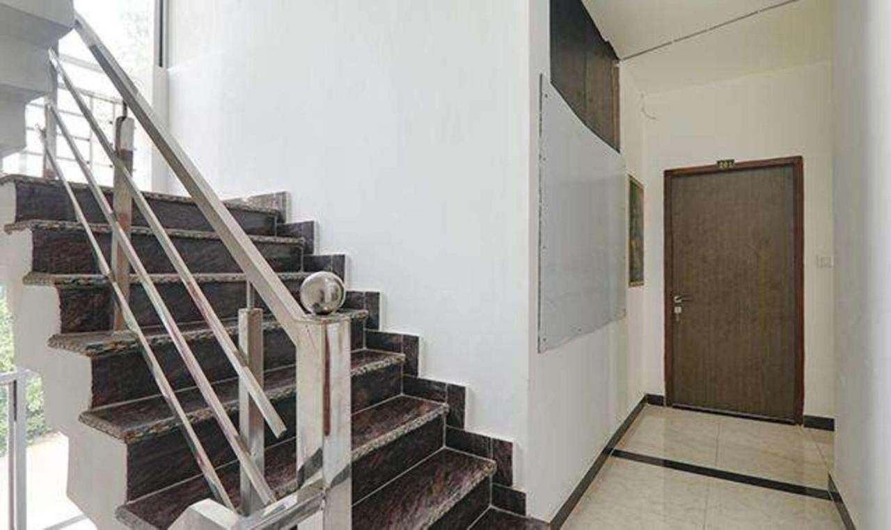 Fabexpress Ss Grand Hotel Banthra Sikandarpur ภายนอก รูปภาพ