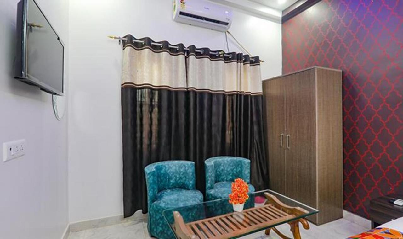 Fabexpress Ss Grand Hotel Banthra Sikandarpur ภายนอก รูปภาพ