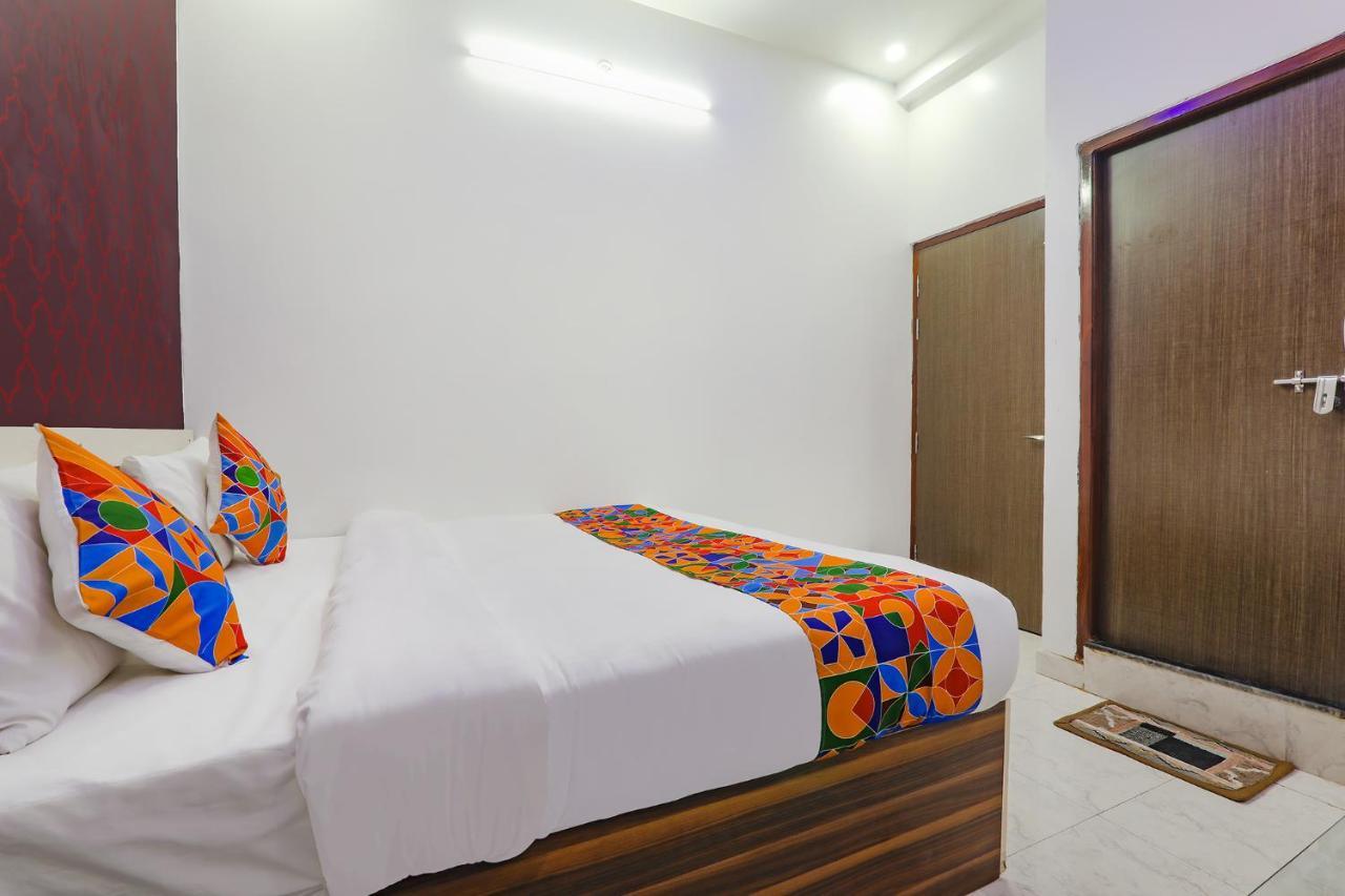 Fabexpress Ss Grand Hotel Banthra Sikandarpur ภายนอก รูปภาพ